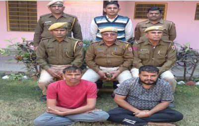 Jalore. Police attacked in Bhinmal police station area, hit to the car, hit fire