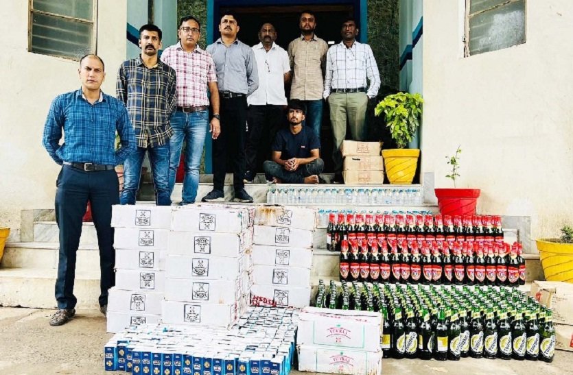 sirohi.liquor smuggler caught in ambaji police