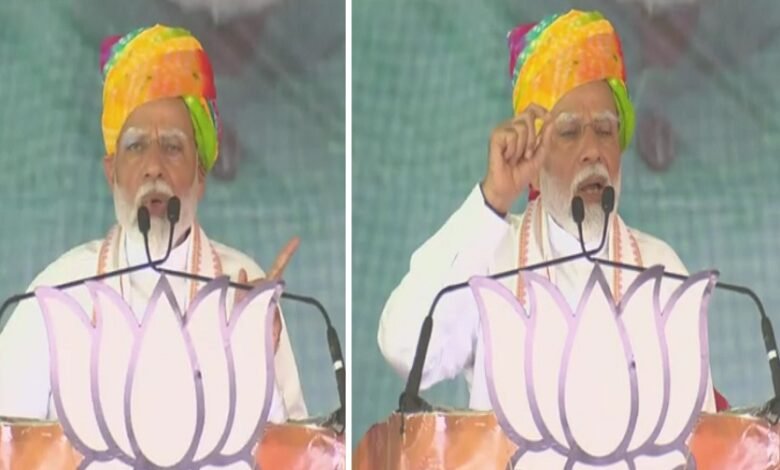 Modi asked for blessings: Every vote of yours will go to my account. PM Modi came to Bhinmal and said- your dream is my resolve.