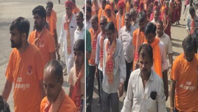 MP lumbaram choudhary set out on a padyatra to pray for prosperity in the country