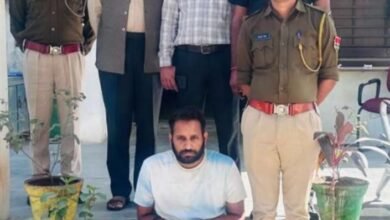 Grandfather cheated of Rs. 1.75 crore by showing fake medical reports - case of Pindwara police station area