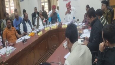 Sirohi. MP Lumbaram Chaudhary said in the meeting of District Development Coordination and Monitoring Committee (Disha) that negligence in work will not be tolerated