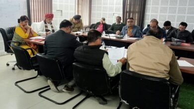 Sirohi. A meeting of the Members of Parliament Road Safety Committee was held on chairmanship of MP Lumbaram Chaudhary.