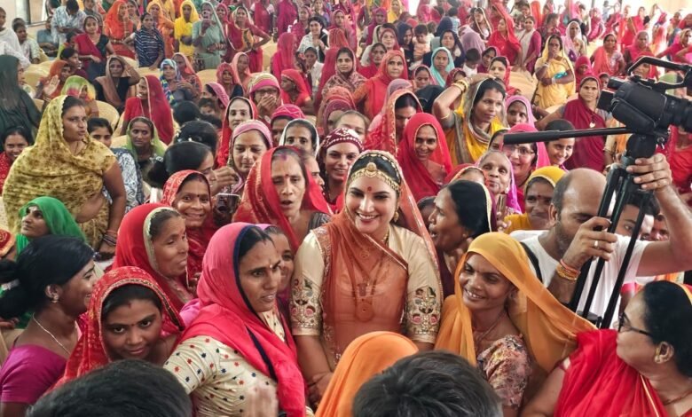 सिरोही. राजस्थान ग्रामीण आजीविका विकास परिषद (राजीविका) एवं रूमादेवी फाउंडेशन के संयुक्त तत्वावधान में महिला सशक्तीकरण संवाद कार्यक्रम Sirohi. Women empowerment dialogue program under the joint aegis of Rajasthan Rural Livelihood Development Council (Rajivikas) and Rumadevi Foundation