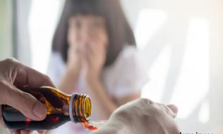 sirohi. बच्चों को दवा नहीं घरेलू उपचार से ठीक करने की एडवाइजरी - बगैर डॉक्टरी सलाह कफ सिरप नहीं देने की सलाह Sirohi. Advisory to treat children with home remedies not medication. - Advice against giving cough syrup without medical advice.