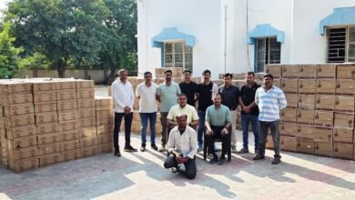 सिरोही. धरी रह गई मंडार पुलिस की चौकसी, गुजरात निकल गई शराब Sirohi. The vigilance of the Mandar police failed- and the liquor was taken to Gujarat.