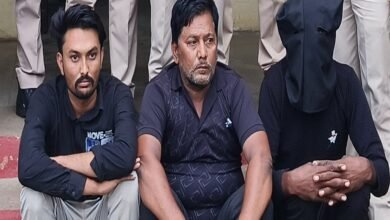 सिरोही. गुजरात से मंडार आई हथियारों की खेप, तीन गिरफ्तार Sirohi: A consignment of weapons arrived in Mandar from Gujarat-three arrested.