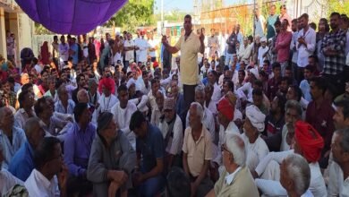 सिरोही. पिण्डवाड़ा क्षेत्र में प्रस्तावित खनन परियोजना को लेकर लोगों में आक्रोश- भारजा में रात्रि चौपाल का निर्णय Sirohi. Public anger over the proposed mining project in the Pindwara region. A decision was made to hold a night meeting in Bharja.