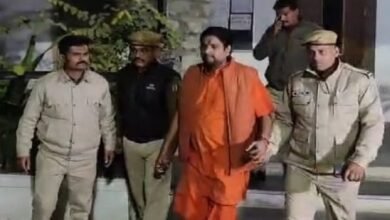 कांट्रेक्ट किलिंग मामले में सिरोही का संत भजनाराम गिरफ्तार- चित्तौडग़ढ़ में भाजपा नेता व व्यापारी रमेश इनाणी हत्याकांड Saint Bhajanaram of Sirohi arrested in contract killing case - related to the murder of BJP leader and businessman Ramesh Inani in Chittorgarh.