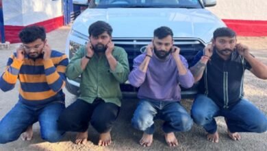 सिरोही. पालड़ी एम. कस्बे में उधारी नहीं चुकाई तो अपहरण कर ले गए- पुलिस ने पीछा कर छुड़ाया Sirohi: In Palri M. town, a man was abducted for failing to repay a loan – police chased the kidnappers and rescued him.