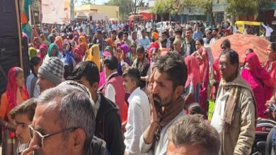 सिरोही. पिण्डवाड़ा क्षेत्र में प्रस्तावित कमलेश मेटाकास्ट खनन परियोजना को निरस्त कराए जाने की मांग- पदयात्रा को मिला जनसमर्थन Sirohi: The demand to cancel the proposed Kamlesh Metacast mining project in the Pindwara area - receives public support during a protest march.