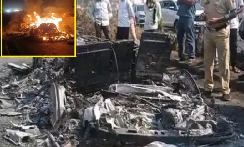 सिरोही. मुम्बई से नासिक जाते समय हाईवे पर सांसद लुम्बाराम चौधरी की कार जल गई। Sirohi: jalore MP Lumbaram Chaudhary's car caught fire on the highway while travelling from Mumbai to Nashik.