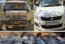 सिरोही. जोधपुर रेंज की स्पेशल टीम ने पिण्डवाड़ा थाना क्षेत्र में कार्रवाई करते हुए डोडा-पोस्त तस्करी के नेटवर्क पर तगड़ा वार किया सिरोही. मंदसौर से बाड़मेर जा रही डोडा-पोस्त की बड़ी खेप पकड़ कर पुलिस ने चार तस्करों को दबोच लिया सिरोही. जोधपुर रेंज की स्पेशल टीम ने पिण्डवाड़ा थाना क्षेत्र डोडा-पोस्त तस्करी के नेटवर्क में शामिल सरकारी कर्मचारी पकड़ लिए Sirohi. A special team from the Jodhpur Range launched a major crackdown on a doda-post smuggling network in the Pindwara police station area. Sirohi. Police seized a large consignment of doda-post transported from Mandsaur to Barmer and arrested four smugglers. Sirohi. A special team from the Jodhpur Range arrested government employees involved in a doda-post smuggling network in the Pindwara police station area.