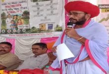 सिरोही. सफाई की अव्यवस्था पर नाराज नजर आए पंचायतराज राज्यमंत्री ओटाराम देवासी - दो ग्राम विकास अधिकारी निलम्बित Sirohi: Minister of State for Panchayati Raj Otaram Dewasi appeared displeased over poor sanitation management — Two Village Development Officers suspended.