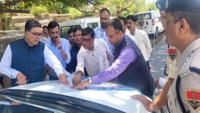 सिरोही. पिण्डवाड़ा क्षेत्र में प्रस्तावित खनन परियोजना को लेकर राज्य सरकार से गठित कमेटी ने जन सुनवाई की Sirohi: A committee constituted by the State Government held a public hearing regarding the proposed mining project in the Pindwara region. सिरोही. पिण्डवाड़ा क्षेत्र में प्रस्तावित मै.कमलेश मेटाकास्ट खनन परियोजना को लेकर ग्रामीणों में विरोध के स्वर Sirohi: Villagers expressed opposition to the proposed M/S Kamlesh Metacast mining project in the Pindwara region.