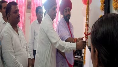 सिरोही. देवनारायण राजकीय बालिका आवासीय उच्च माध्यमिक विद्यालय में पेयजल व बिजली आपूर्ति की समस्या सिरोही. देवनारायण राजकीय बालिका आवासीय उच्च माध्यमिक विद्यालय में सीसीटीवी कैमरा प्रणाली का लोकार्पण Sirohi: Issues regarding drinking water and electricity supply at Devnarayan Government Girls' Residential Higher Secondary School. Sirohi: Inauguration of the CCTV camera system at Devnarayan Government Girls' Residential Higher Secondary School.