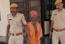 सिरोही. शिवगंज थाना क्षेत्र के धु्रबाणा गांव स्थित महादेव मंदिर में संत की हत्या का खुलासा- संत के इशारे पर संत की हत्या, आरोपी संत समेत दो गिरफ्तार Sirohi: Murder of a saint at the Mahadev Temple in Dhrubana village (Shivganj ) solved- the saint was killed at his own behest—two arrested including the saint himself.